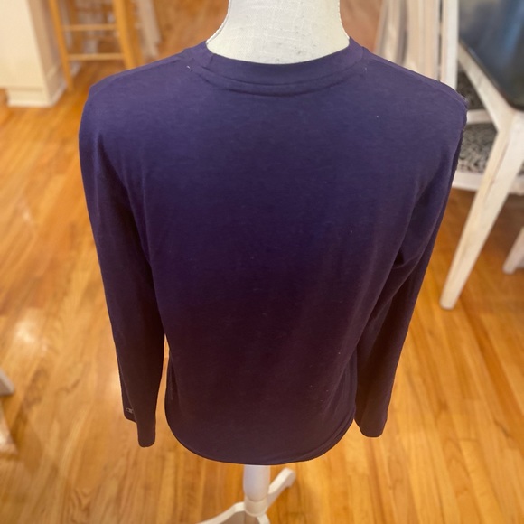 💜 5 for $25 or 3 for $18 Champion purple long sleeve shirt - Picture 3 of 6